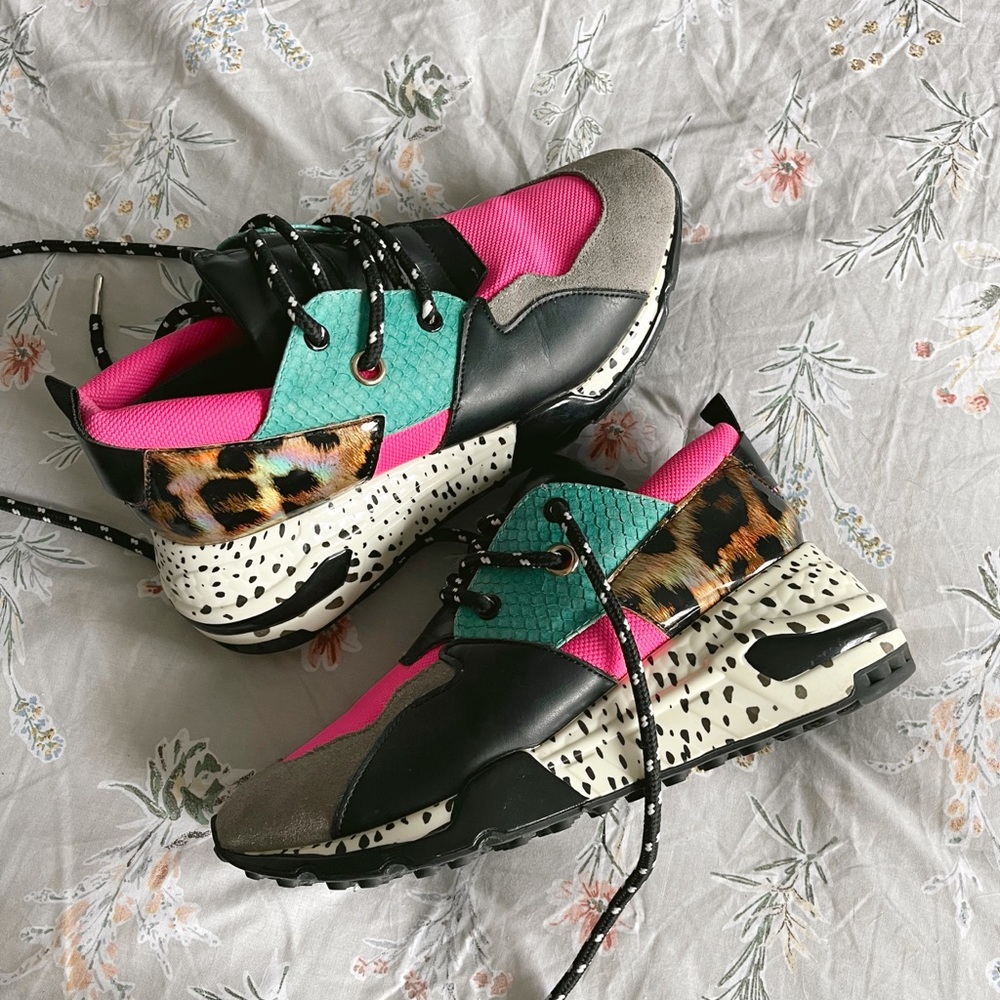 Steve Madden Women's Cliff Sneaker in Bright Multi